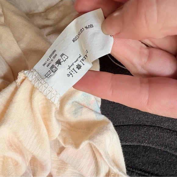 Natural Life Cream love T-Shirt NWOT - Picture 4 of 4